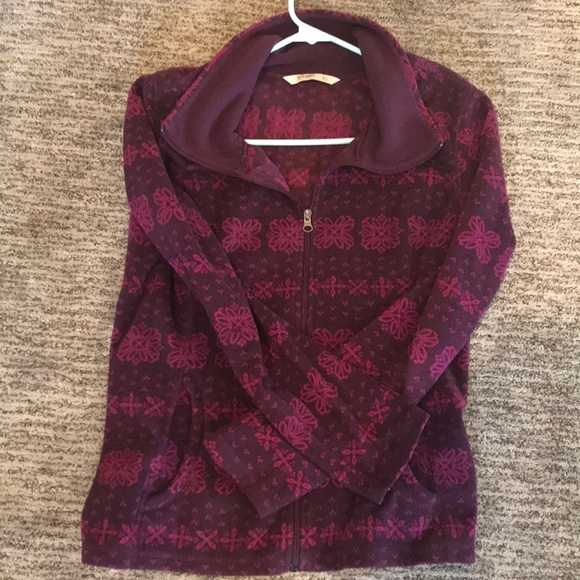 Fleece - Picture 3 of 3